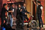 Ranveer Singh, Arjun Kapoor at Gunday promotions on the sets of Comedy Nights With Kapil in Mumbai on 4th Feb 2014